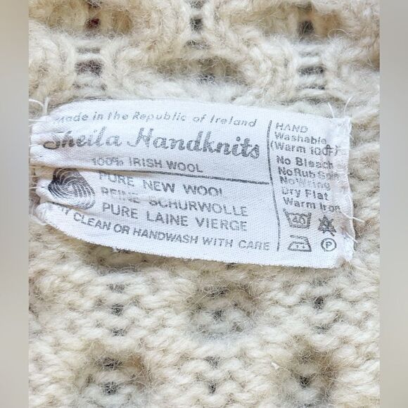 Vintage Made in Ireland cable-knit cardigan merino wool Fisherman aesthetic - Picture 5 of 6